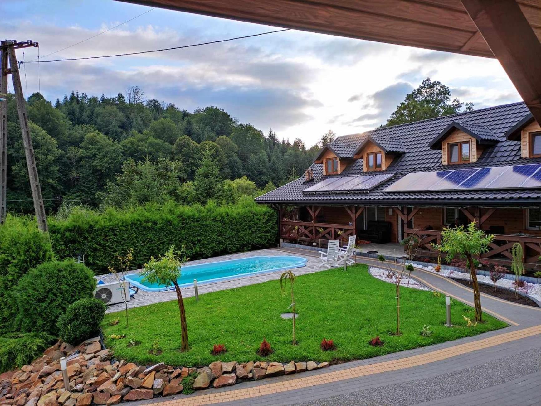 Jaskowa Chata Bieszczady Apartament Z Basenem บาลิกรูด ภายนอก รูปภาพ